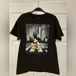 🆓 SHIPPING! Vintage Mickey Mouse Black Cotton T-Shirt. Excellent condition